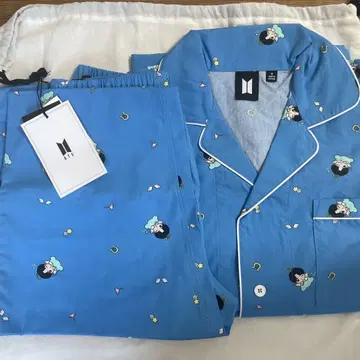 BTS 진 JIN GOOD DAY PAJAMA M 사이즈 미사용 새상품