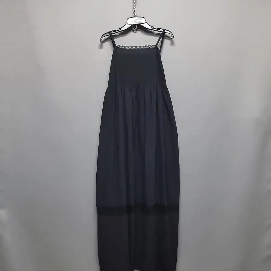 ★人気【GRACE U】Isabel Halter-Neck One-piece 4カラー★ ☆人気【GRACE U】Isabel Halter-Neck One-piece 4カラー