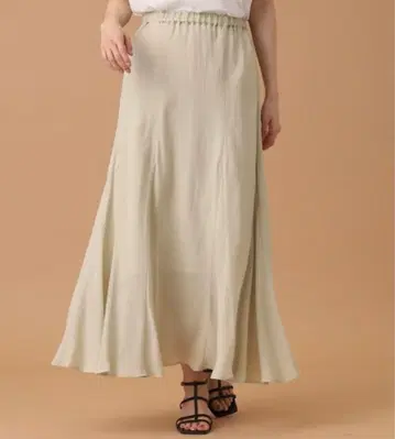 새상품 24,200엔 DRESSTERIOR 스커트 드레스테리아