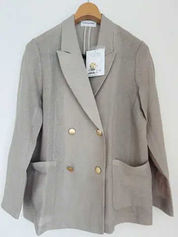 La boutique BonBon 메쉬 메탈 버튼 라이트 자켓