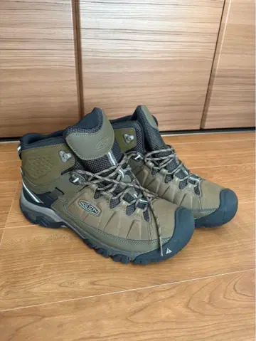 KEEN 등산화