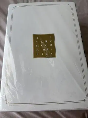 KinKi Kids 베스트 앨범 CD Blu-ray 제외 참, 상자 포함