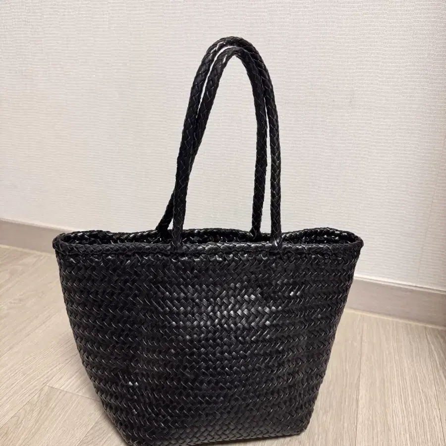 [ATELIERPARK] 韓国☆BUDDY BAG Designer fashion, Seoul-fully created | W Concept