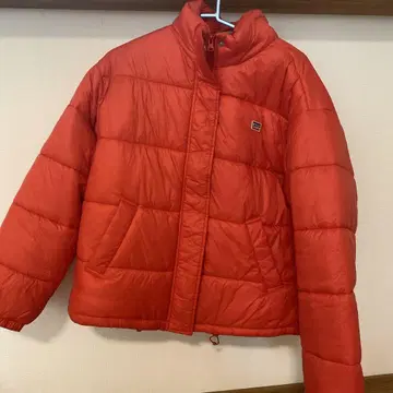 LEVI'S 레드 다운 자켓