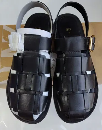 자라 샌들