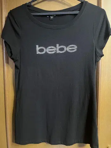 bebe 큐빅 티셔츠 L 사이즈 블랙