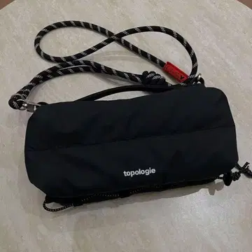 topologie 숄더백 사코슈 블랙