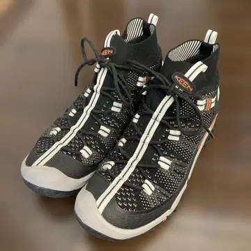 KEEN AXIS EVO 미드