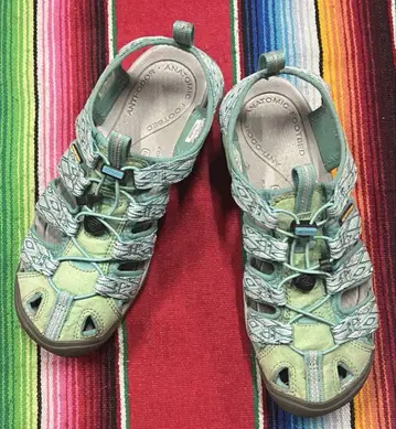 새상품 SALE KEEN Clearwater CNX 킨 여성용