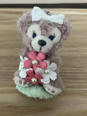 셰리 메이 봉제 인형 배지 꽃