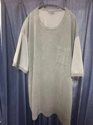 CAV EMPT 포켓 부착 카키 티셔츠