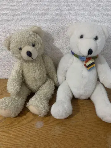 봉제 인형 세트 (베이지와 화이트)