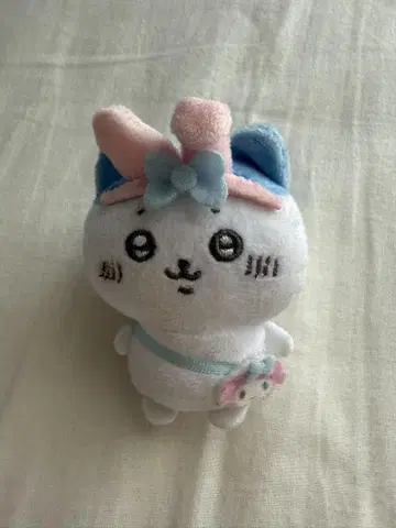 치이카와 하치와레 산리오 브로치 콜라보