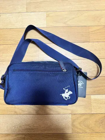 BEVERLY HILLS POLO CLUB 숄더백 네이비 컬러