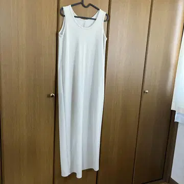 카프네의 부클레 신 원피스