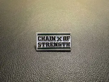 Chain of Strength 에나멜 배지