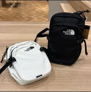THE NORTH FACE 숄더백 화이트 볼더 미니