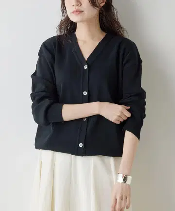Whim Gazette 소우바리 가디건 이번 시즌 새상품급