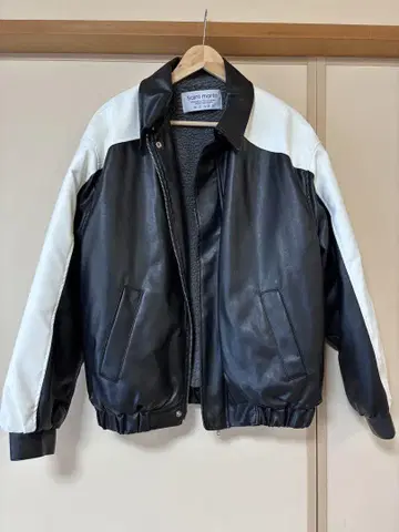 saint martin 봄버 자켓 블랙 화이트