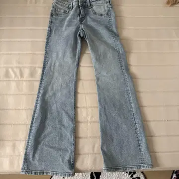 H&M 라이트 블루 플레어 데님 팬츠