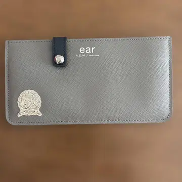 이아파피요네 ear A.D.M.J 얇은 소재 장지갑