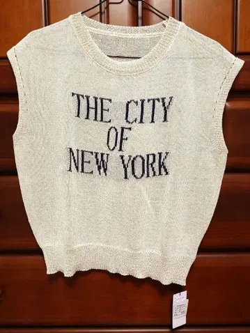 그레디 브릴리언트 NEW YORK 로고 프렌치 슬리브 니트