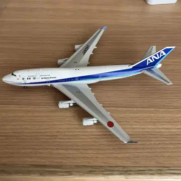 ANA B747-400 1/400