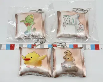 메기도 72 쿠션 키링