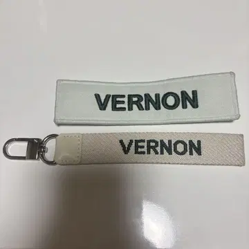 SEVENTEEN RIGHT HERE 와펜 스트랩 버논
