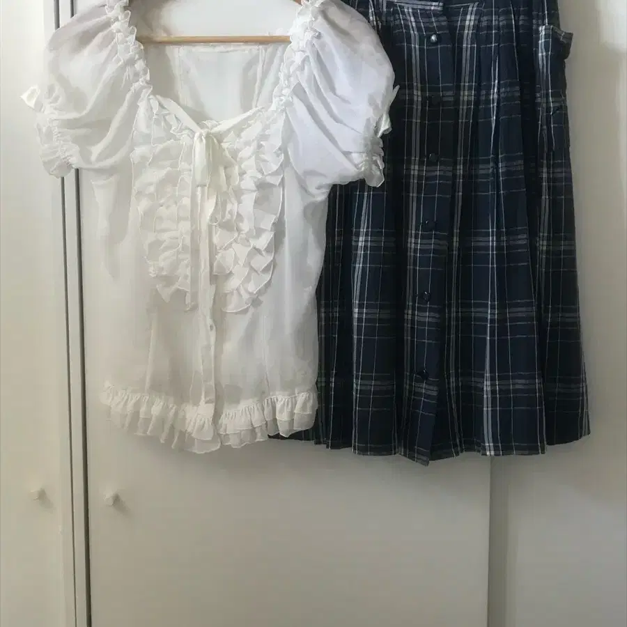 ★MISEKI SEOUL★ Shirring ruffle midi skirt Miseki Seoul Shirring Ruffle Midi Skirt Black #미세키서울