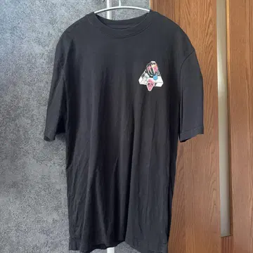 Palace 그래픽 티셔츠 블랙