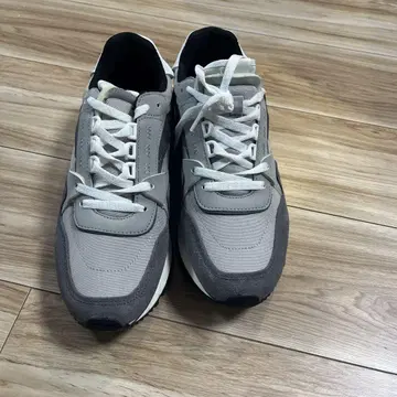 자라 그레이 화이트 스니커즈