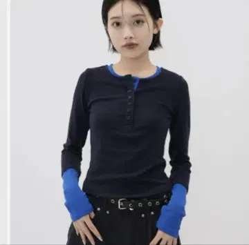 Enewd nina half button bicolor tops 블루
