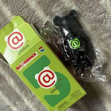 베어브릭 BE@RBRICK BASIC(@) 100% 시리즈 5