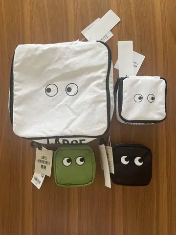 유니클로 안야 힌드마치 에코백