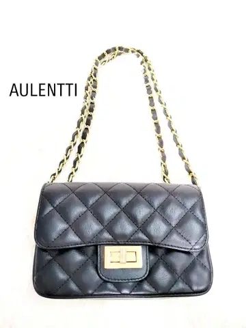 AULENTTI 가죽 퀼팅 체인 숄더백 블랙