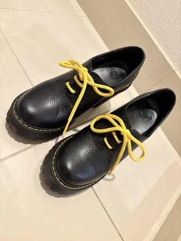 닥터마틴 여성용 가죽 신발