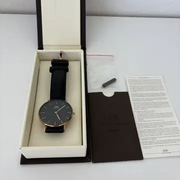 Daniel Wellington 손목시계 블랙/골드
