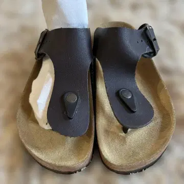 BIRKENSTOCK 브라운 샌들 37 24cm