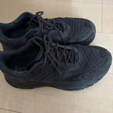 HOKA ONE ONE U CLIFTON LS US 10.5 블랙