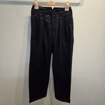 monitaly 블랙 새틴 팬츠