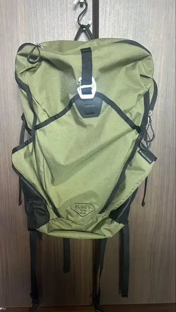 BUDDY 22 백팩 올리브 그린