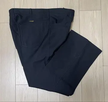Wrangler / 랭글러 와이드 팬츠 블랙