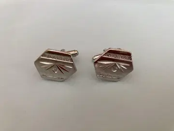 육각형 큐빅이 세팅된 커프스 단추
