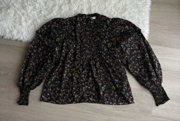 MOUSSY 꽃무늬 프릴 긴팔 블라우스