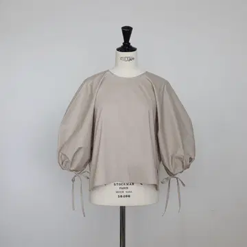 Gypsohila 지프소피아 크림 블라우스 Cream Blouse