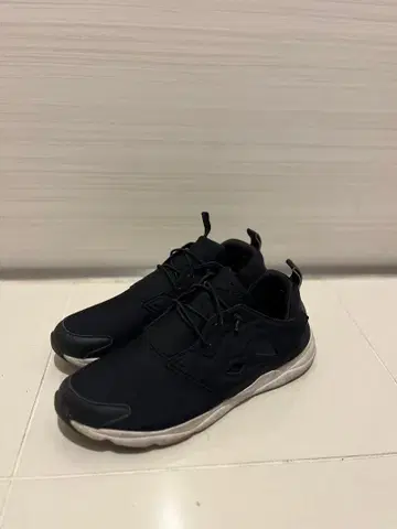 리복 3D ULTRALITE 블랙 29cm 사용량 적음