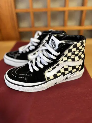 VANS 23.5SK8hi 스케이트 하이 볼트 체크