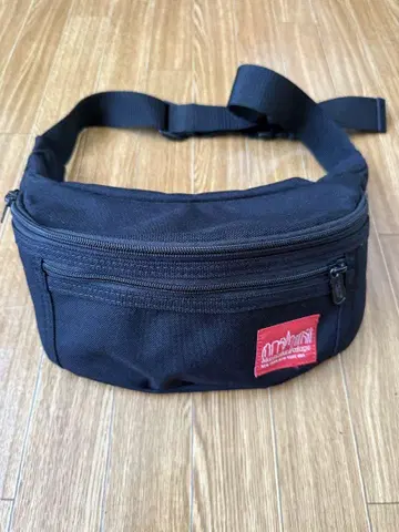 Manhattan Portage 바디백 블랙