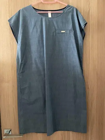 칼리테 프렌치 슬리브 데님풍 원피스